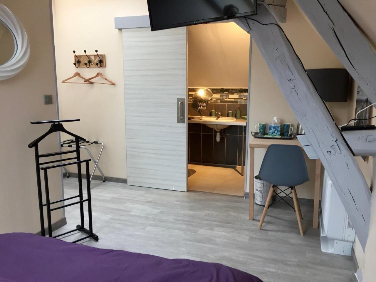 Le Rouge & Blanc Bed & Breakfast Saint-Maurice-le-Vieil Dış mekan fotoğraf