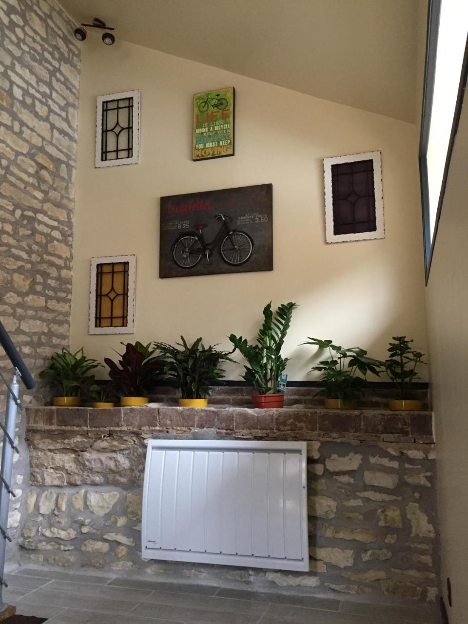 Le Rouge & Blanc Bed & Breakfast Saint-Maurice-le-Vieil Dış mekan fotoğraf
